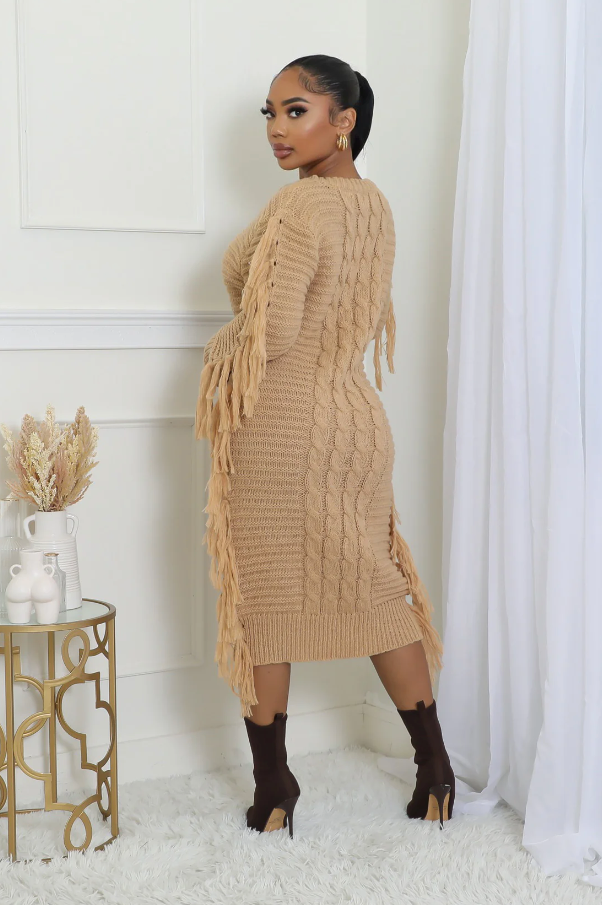THAT GAL DRESS PLUS - CARAMEL