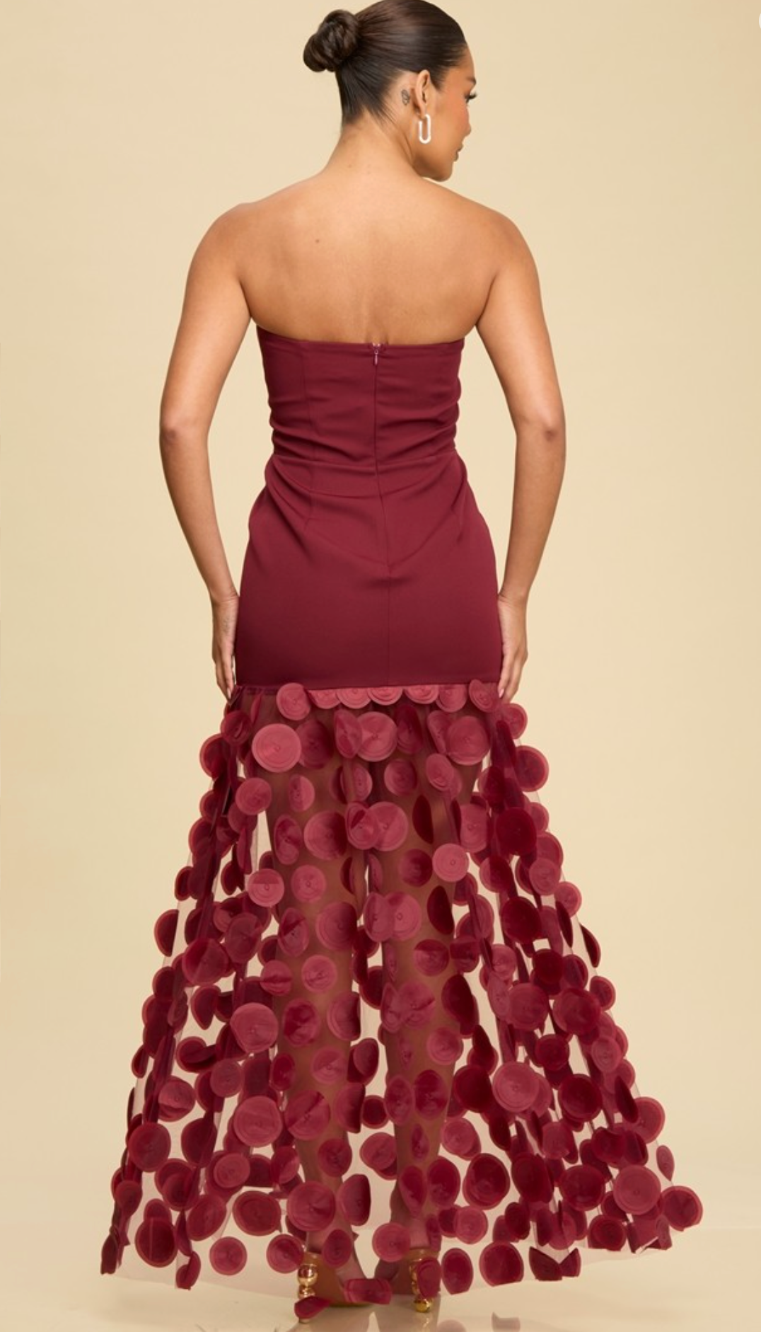 TEXTURED 3D CONTRAST DRESS - WINE