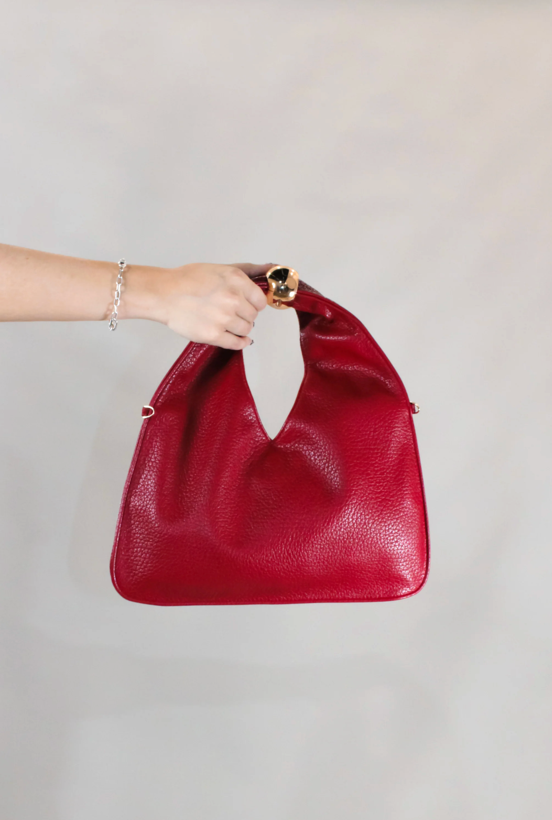 Catch A Vibe Purse - Red