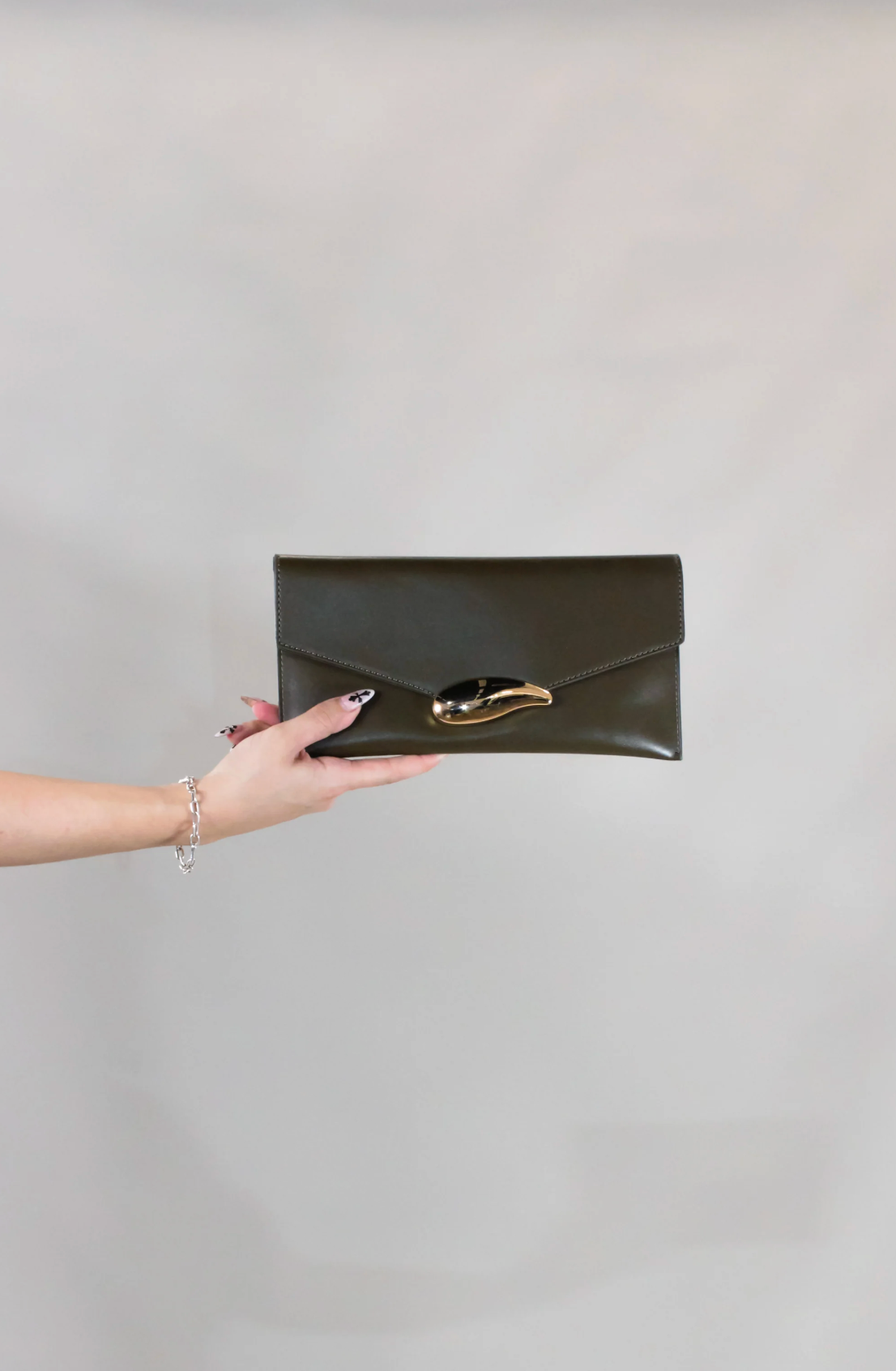 Hold Me Close Purse - Olive