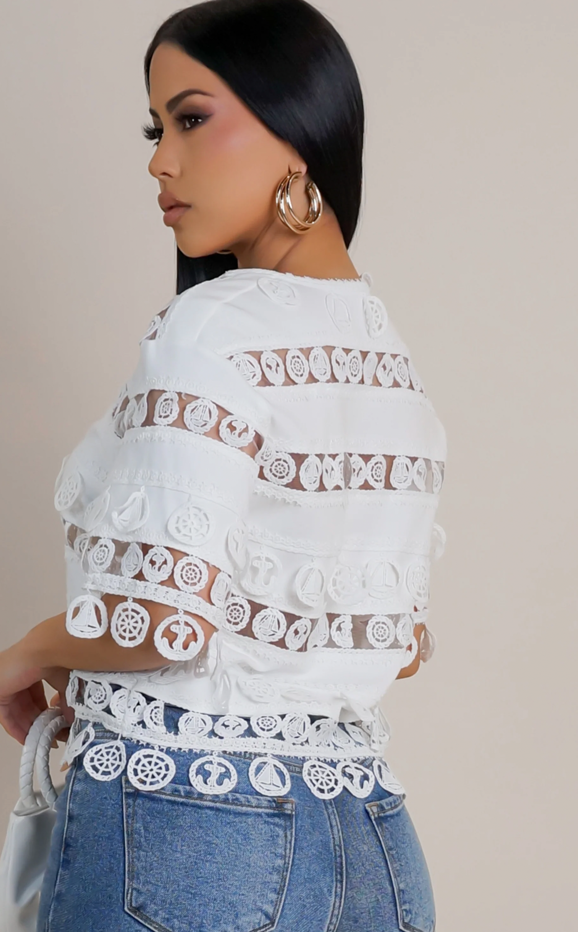 DELICATE DETAILS TOP WHITE