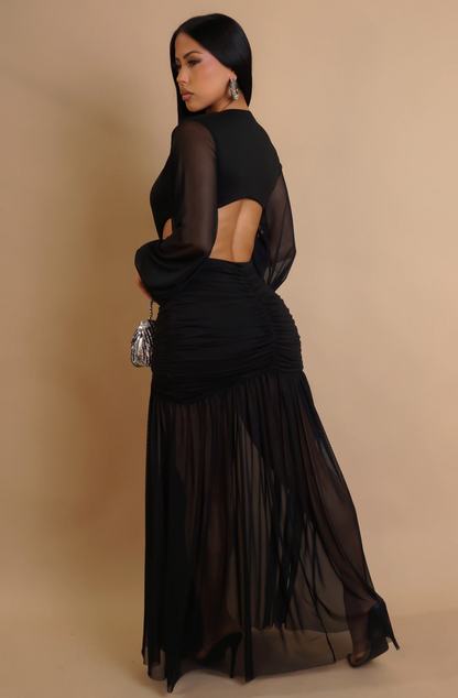 NO COMPETING MAXI DRESS- BLACK