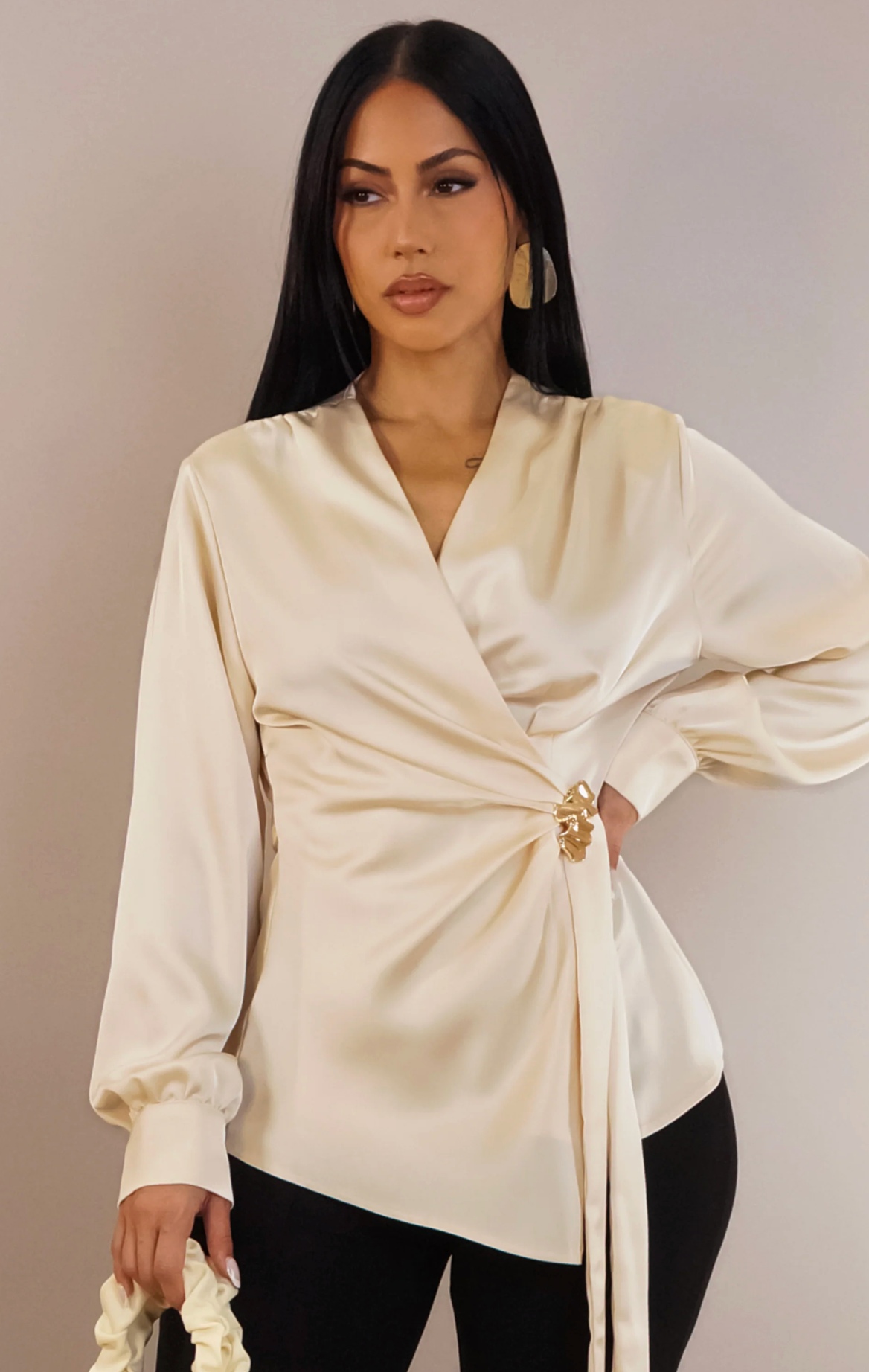 ALL OVER ME BLOUSE - CREAM