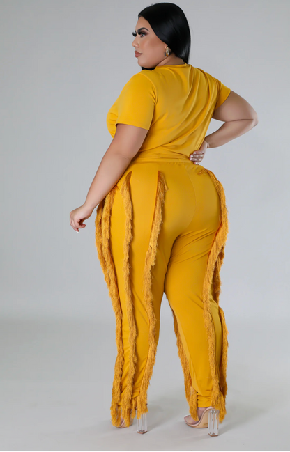 FADING INTO FRIDAY PANT SET PLUS - YELLOW