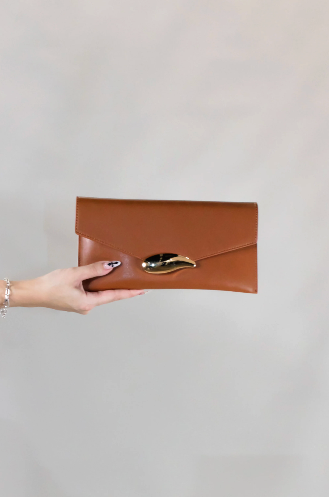 Hold Me Close Purse - Brown